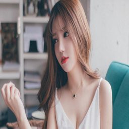 稚嫩的小学生与初中生：成长阶段的多重面貌与挑战